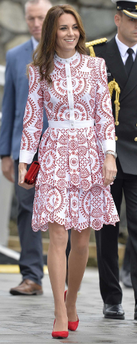 Miu Miu Bow-Embellished Shoulder Bag in Red Suede - Kate Middleton Bags -  Kate's Closet